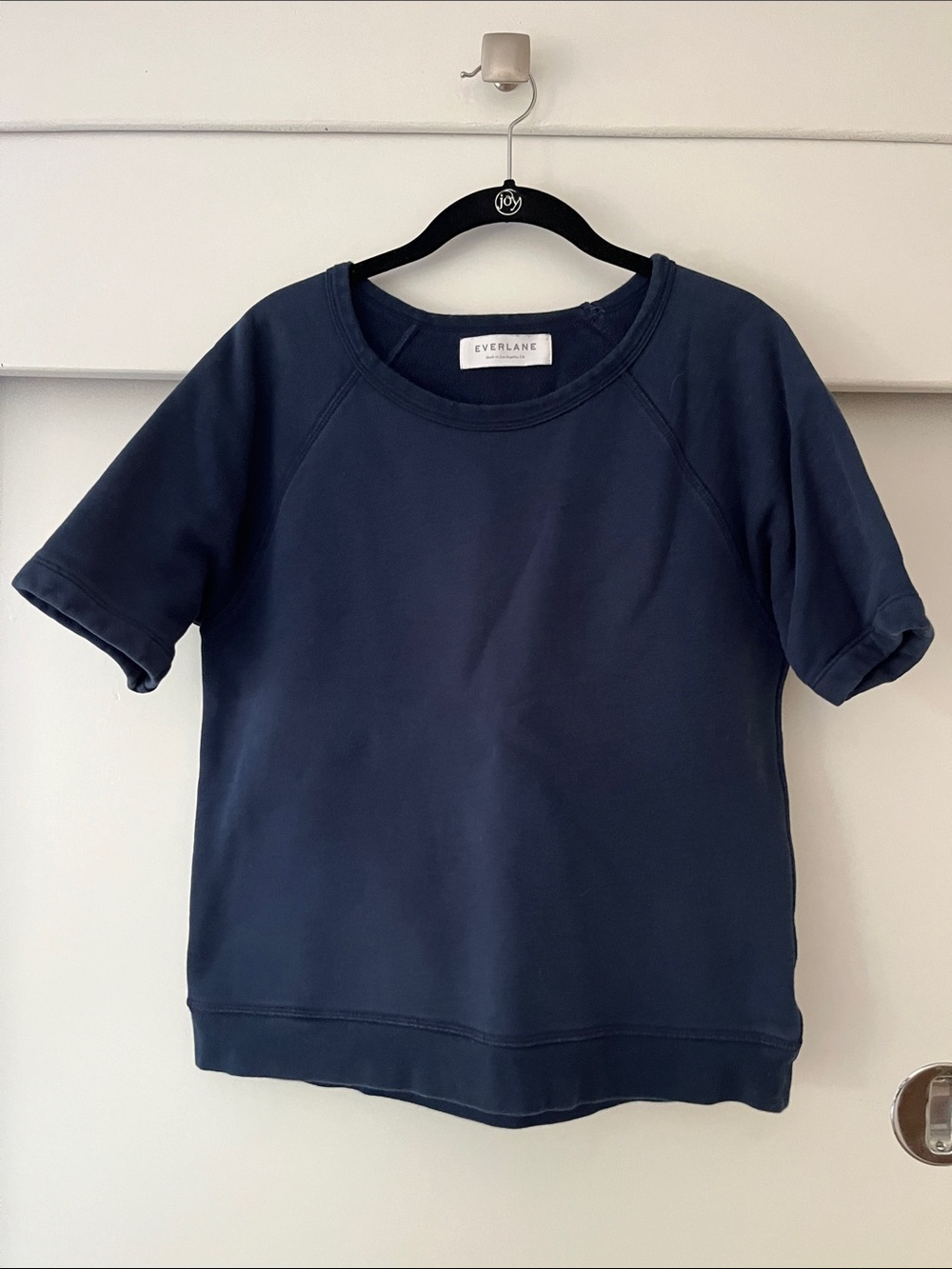 Everlane Navy Short-Sleeve womens Sweatshirt. Made in Los Angeles USA